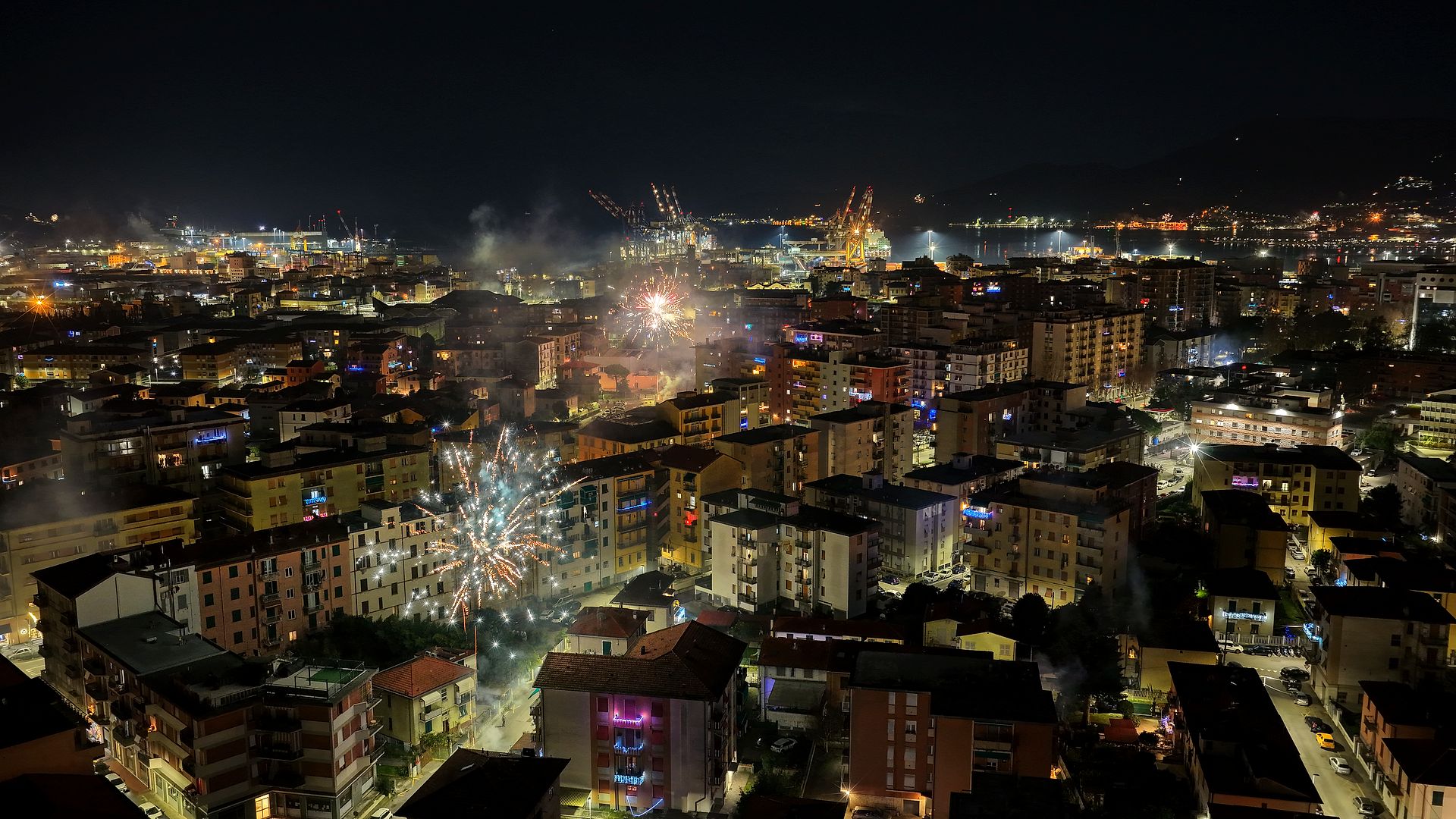 Capodanno sulla Città — fotografia aerea con drone, La Spezia